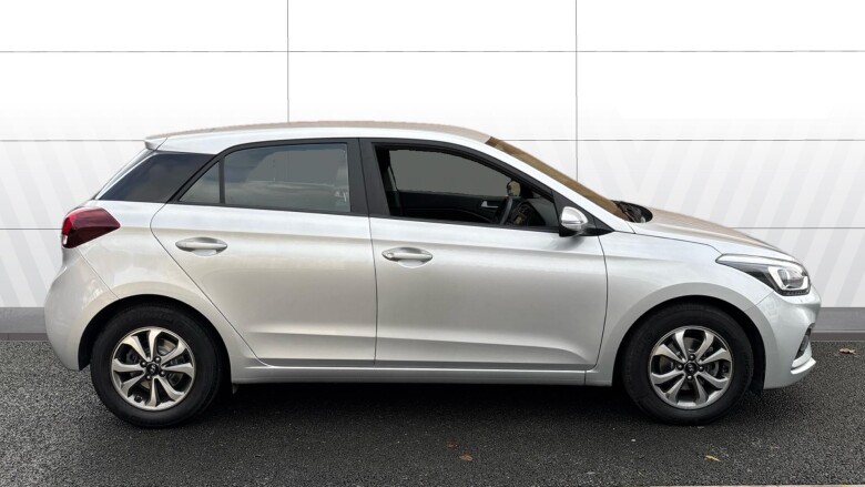 Hyundai i20 1.2 MPi SE 5dr Petrol Hatchback